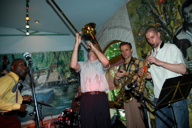 min 2006 05 14 guinguette mp 111